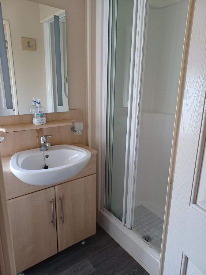 6 Berth Caravan Happy Days North Chapel St Leonards Skegness Exterior photo